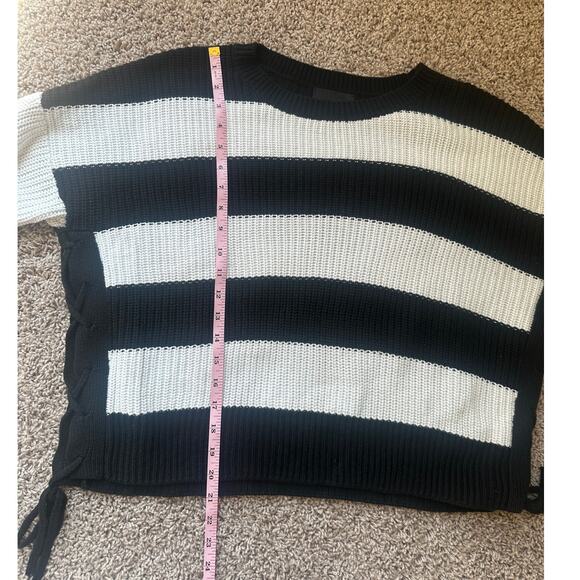 Intermix Black/White Side Tie Cotton/Cashmere Contemporary Sweater, Size Large - Picture 5 of 8